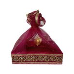 Roze Mandje met Goud Bewerking (vierkant) 25cm