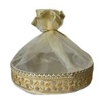 Gouden Mandje met Goud Bewerking (rond) 30cm